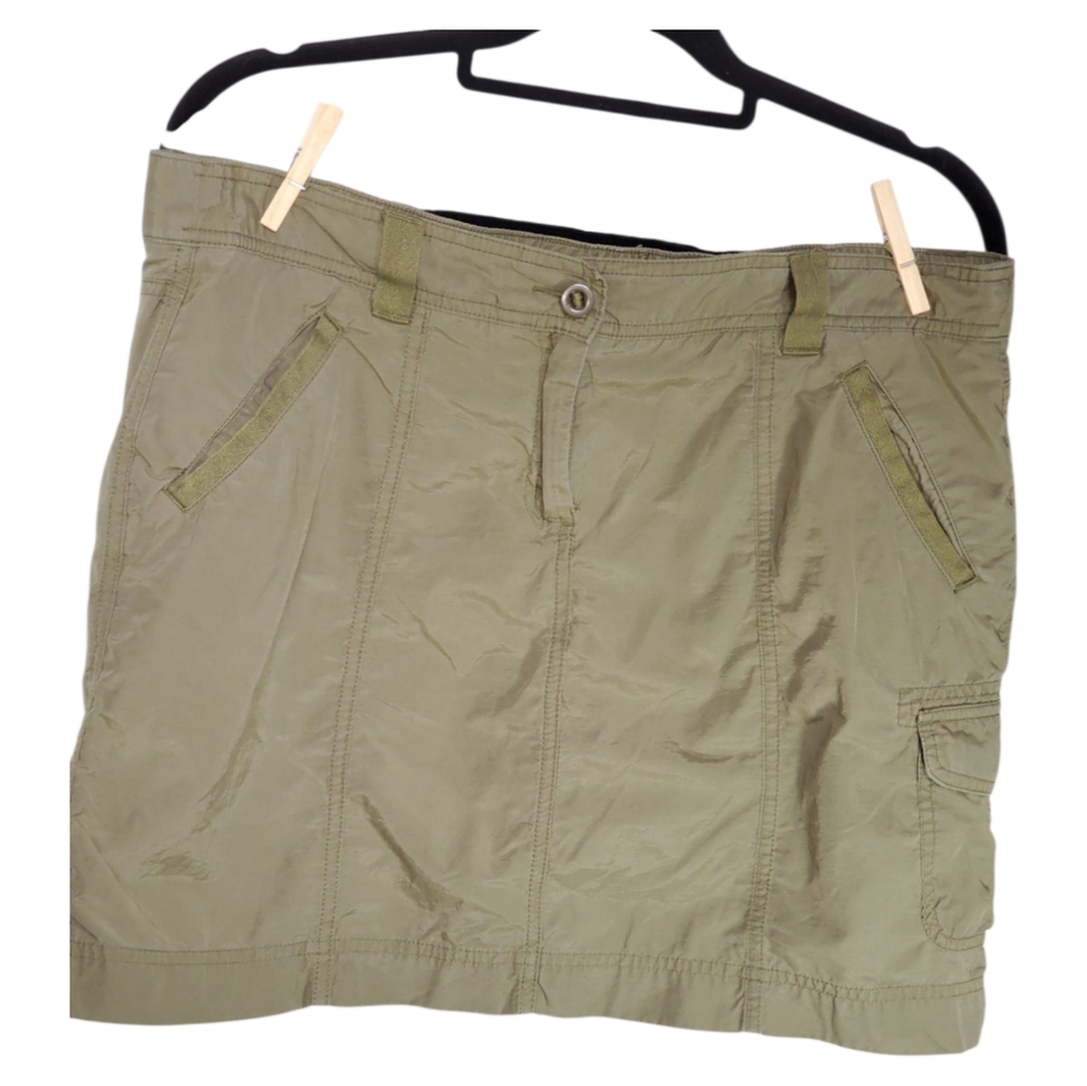 Land's End Army Green Outdoor Utility Skort Size 14P